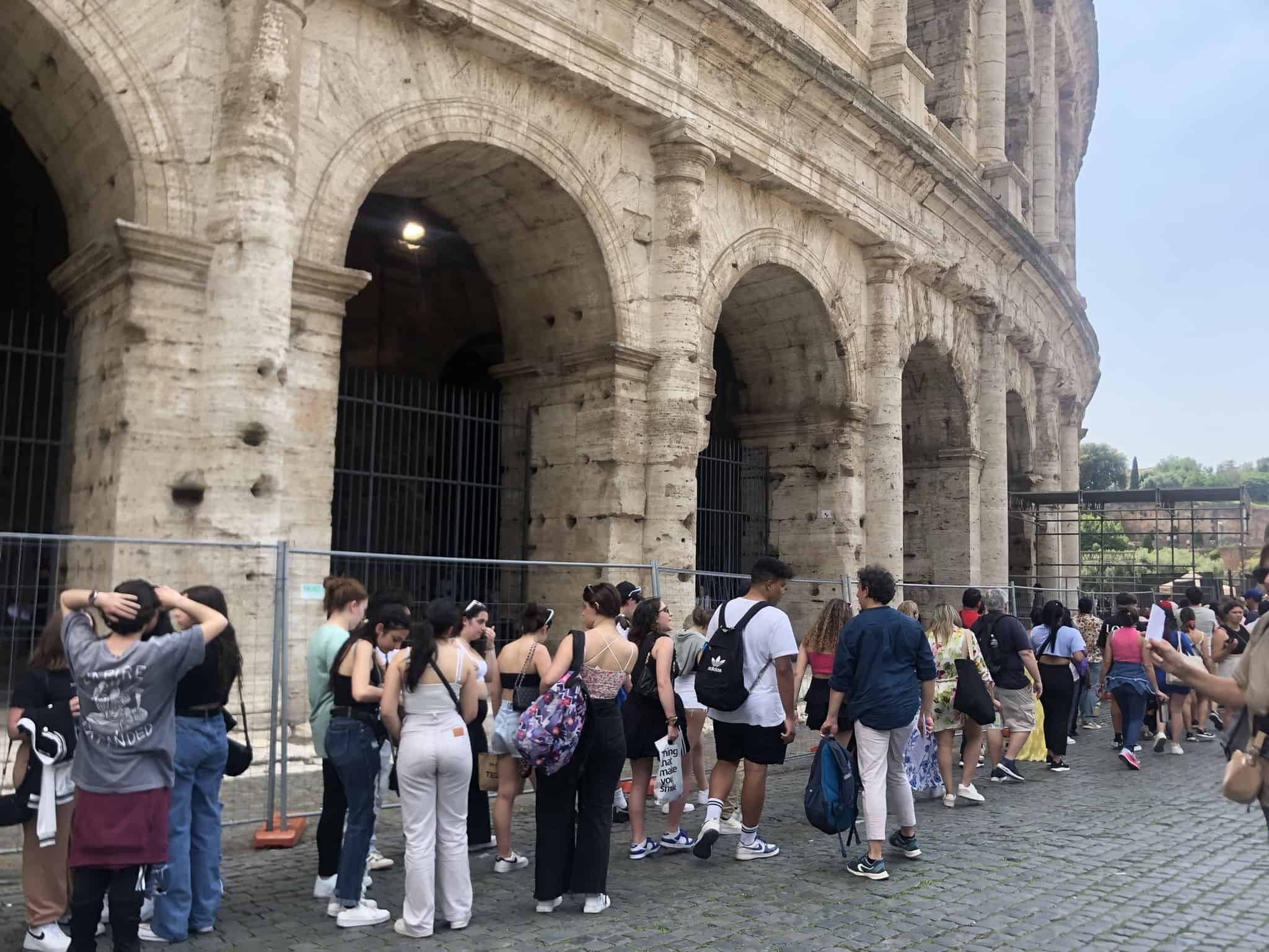 visit roman forum