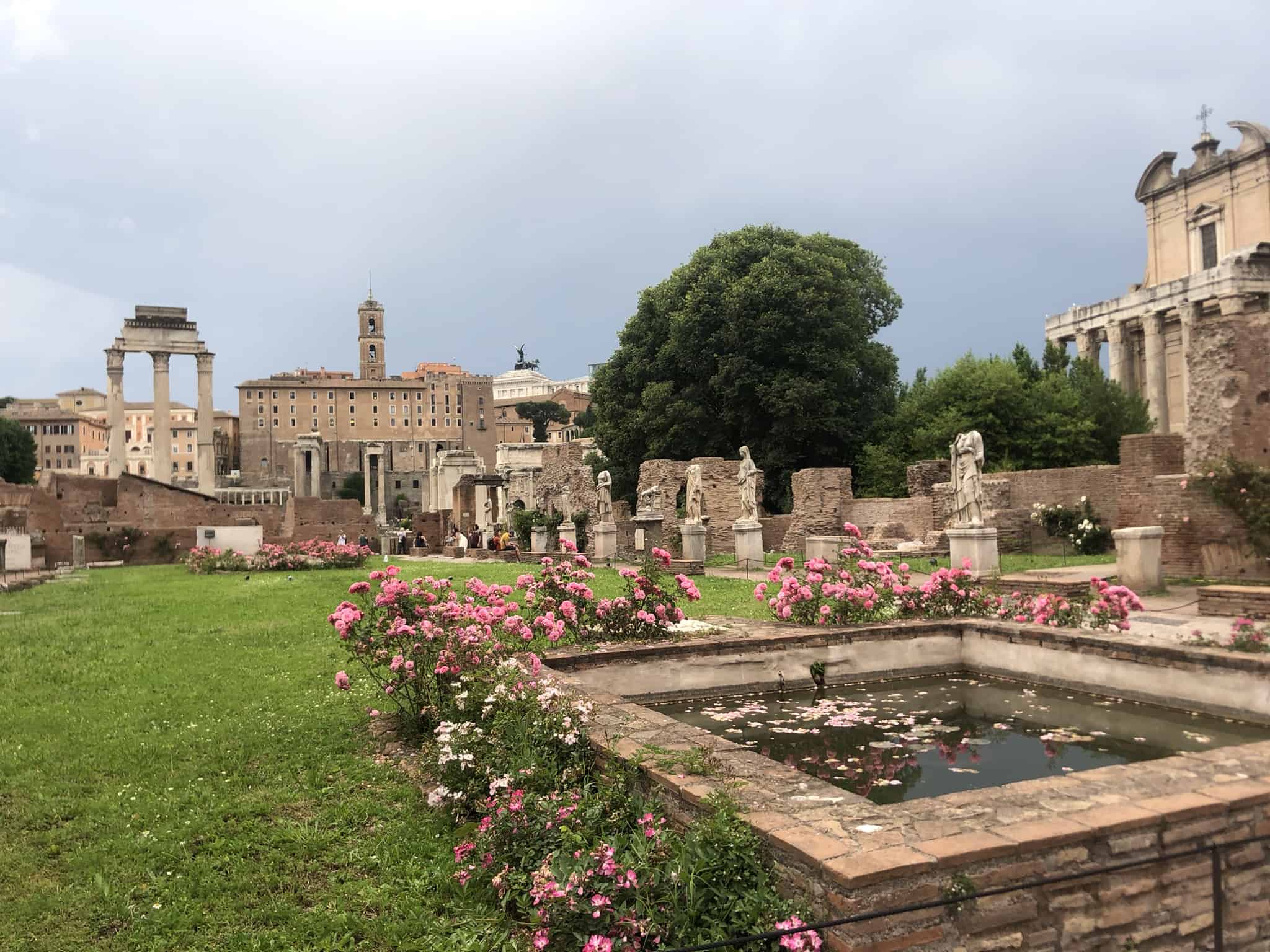 visit roman forum